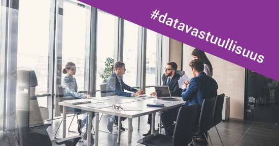 Tietohallinnossa työskentelevä, tekoälyn kehittäjä, tietosuojavastaava vai datan käsittelijä – kenelle datavastuullisuuden valmennus on suunnattu?